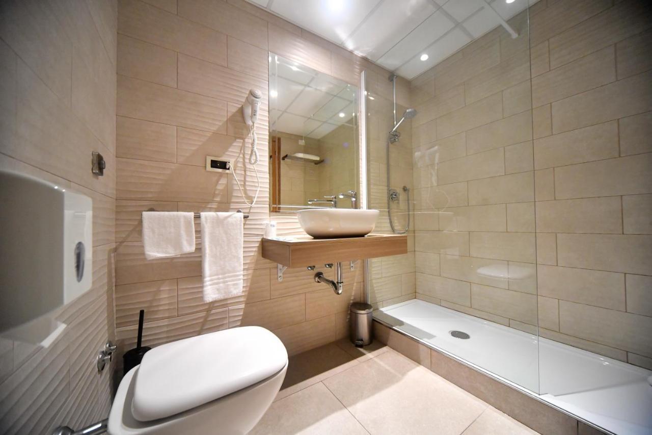 פיאנו רומאנו Palace Inn Rome Fiano מראה חיצוני תמונה