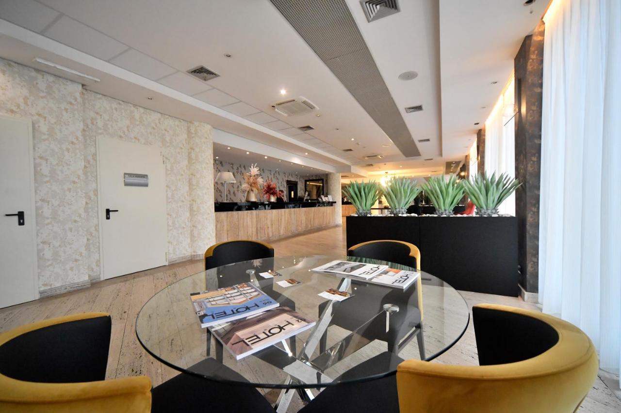 פיאנו רומאנו Palace Inn Rome Fiano מראה חיצוני תמונה